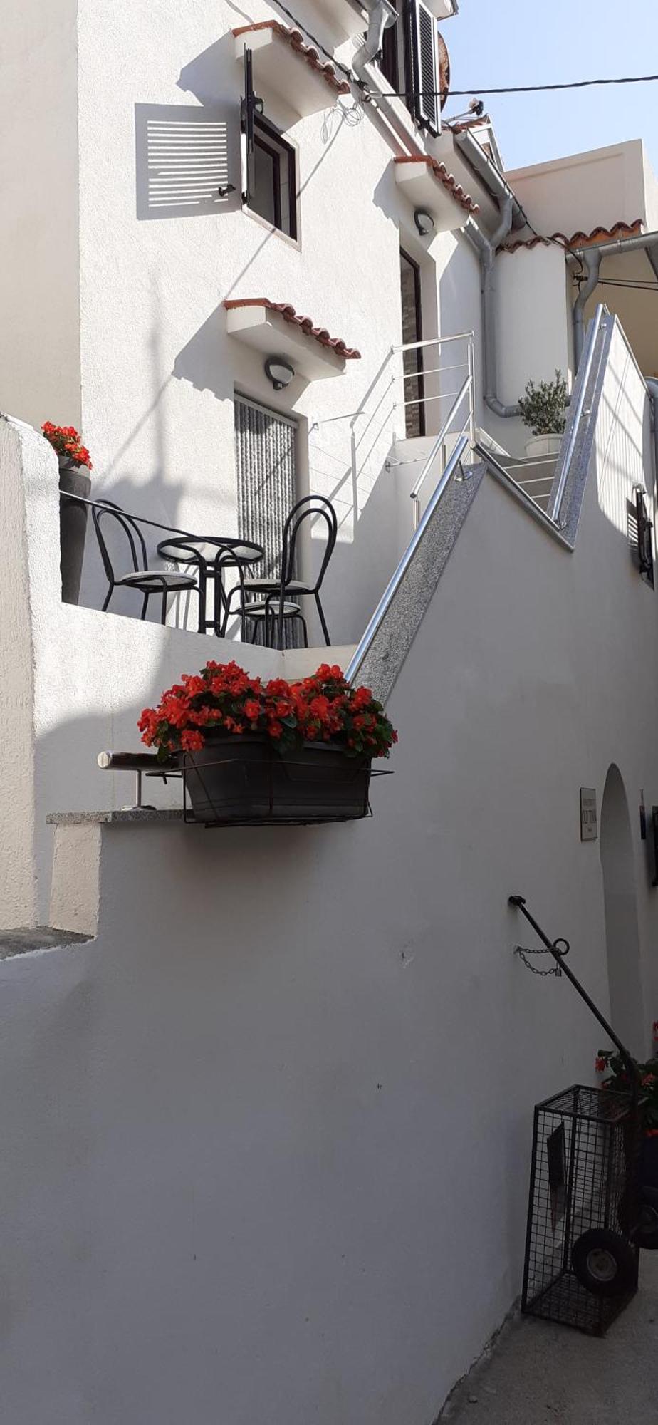 דירות Old Town Baska מראה חיצוני תמונה